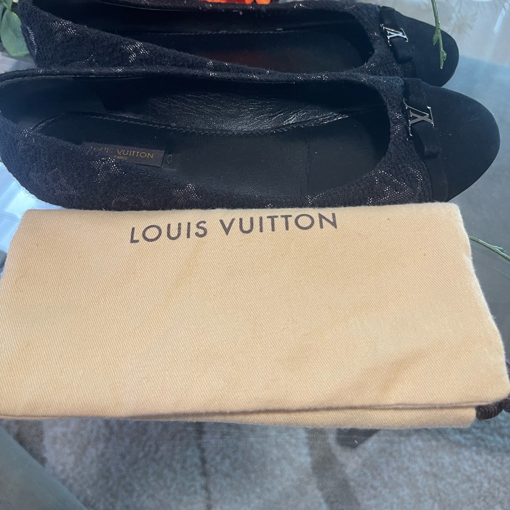 Louis Vuitton Monogram Flats Size EU 37